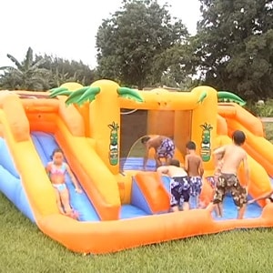 inflatable bouncer with slides