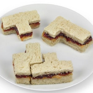 Tetris sandwich cutter