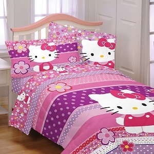 Hello Kitty Ditsy Dots Comforter