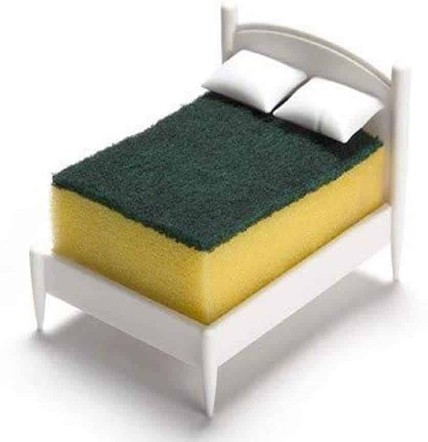 bed sponge holder