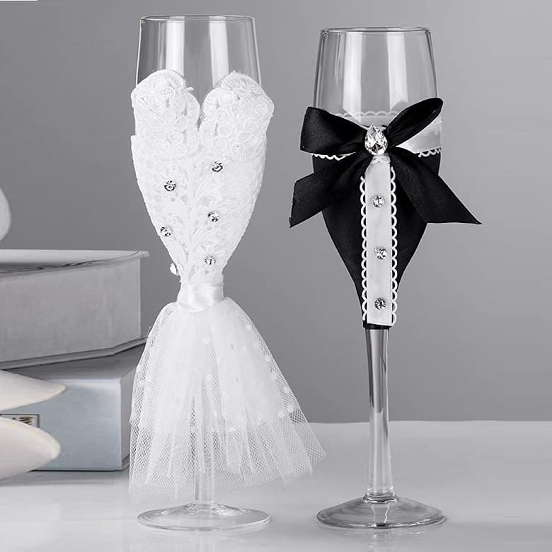 bride & groom glasses