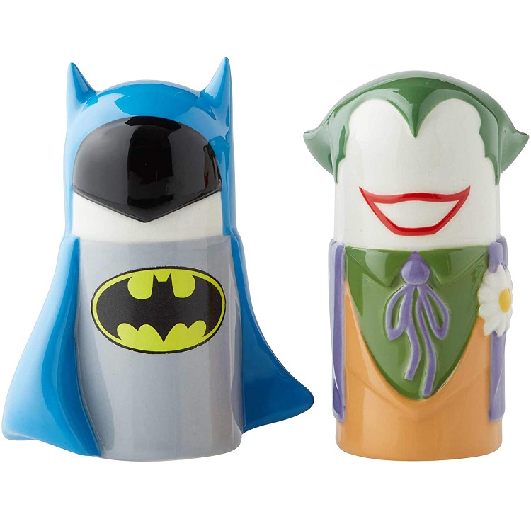 batman vs joker salt & peeper shakers